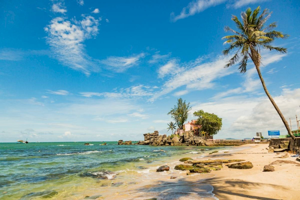 The crystal-clear seawater at Dinh Cau Beach